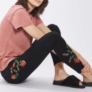 Topshop | Moto Jamie | High Rise Jean w/ Embroidered Roses | Size 28